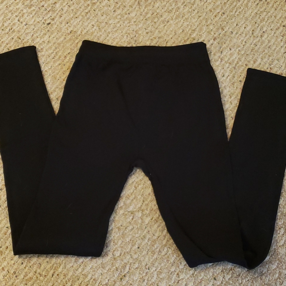Black leggings